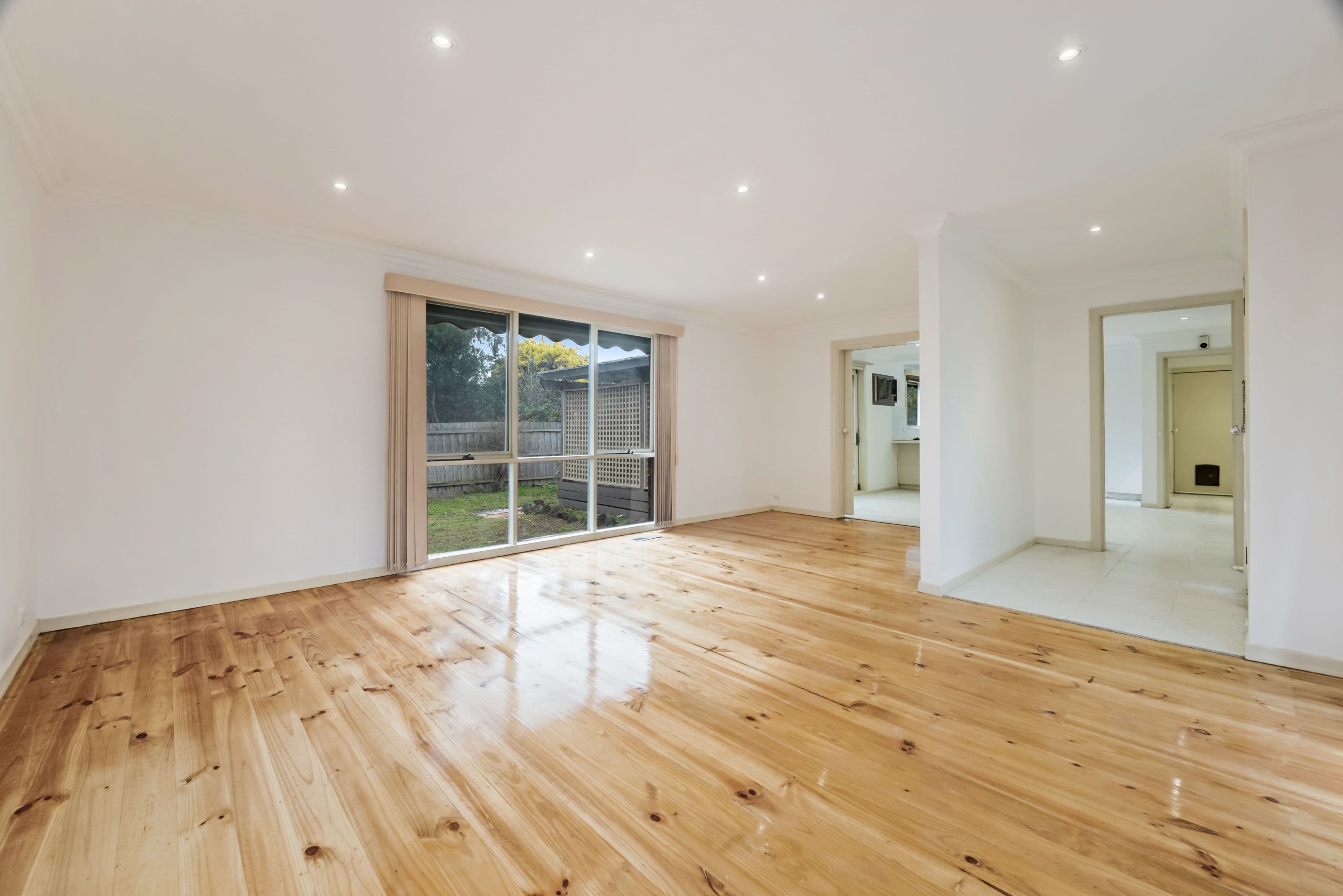 37 Tasman Drive, Bundoora VIC 3083, Bundoora - Thumbnail 2