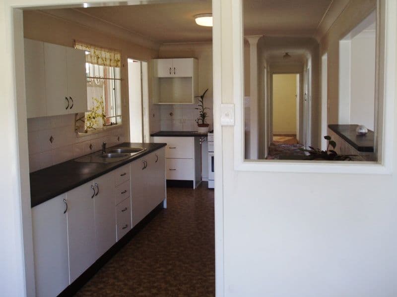 32 Barmore Street, TARRAGINDI QLD 4121, Tarragindi - Thumbnail 5