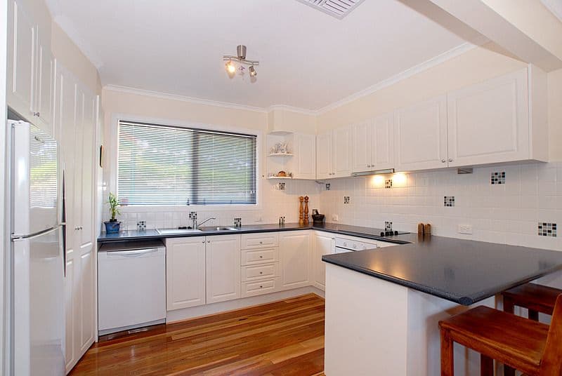 22 Winwood Drive, FERNTREE GULLY VIC 3156, Ferntree Gully - Thumbnail 2