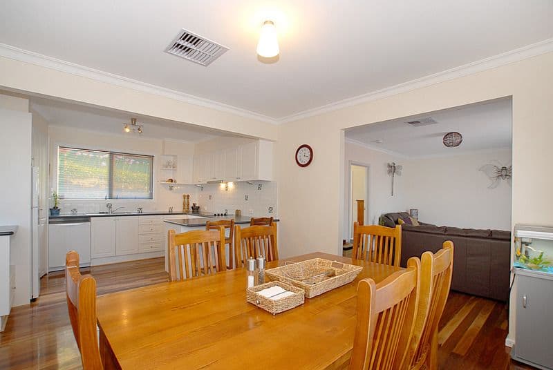 22 Winwood Drive, FERNTREE GULLY VIC 3156, Ferntree Gully - Thumbnail 3