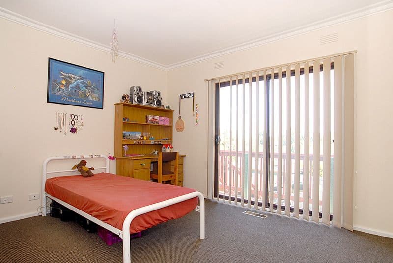 22 Winwood Drive, FERNTREE GULLY VIC 3156, Ferntree Gully - Thumbnail 6