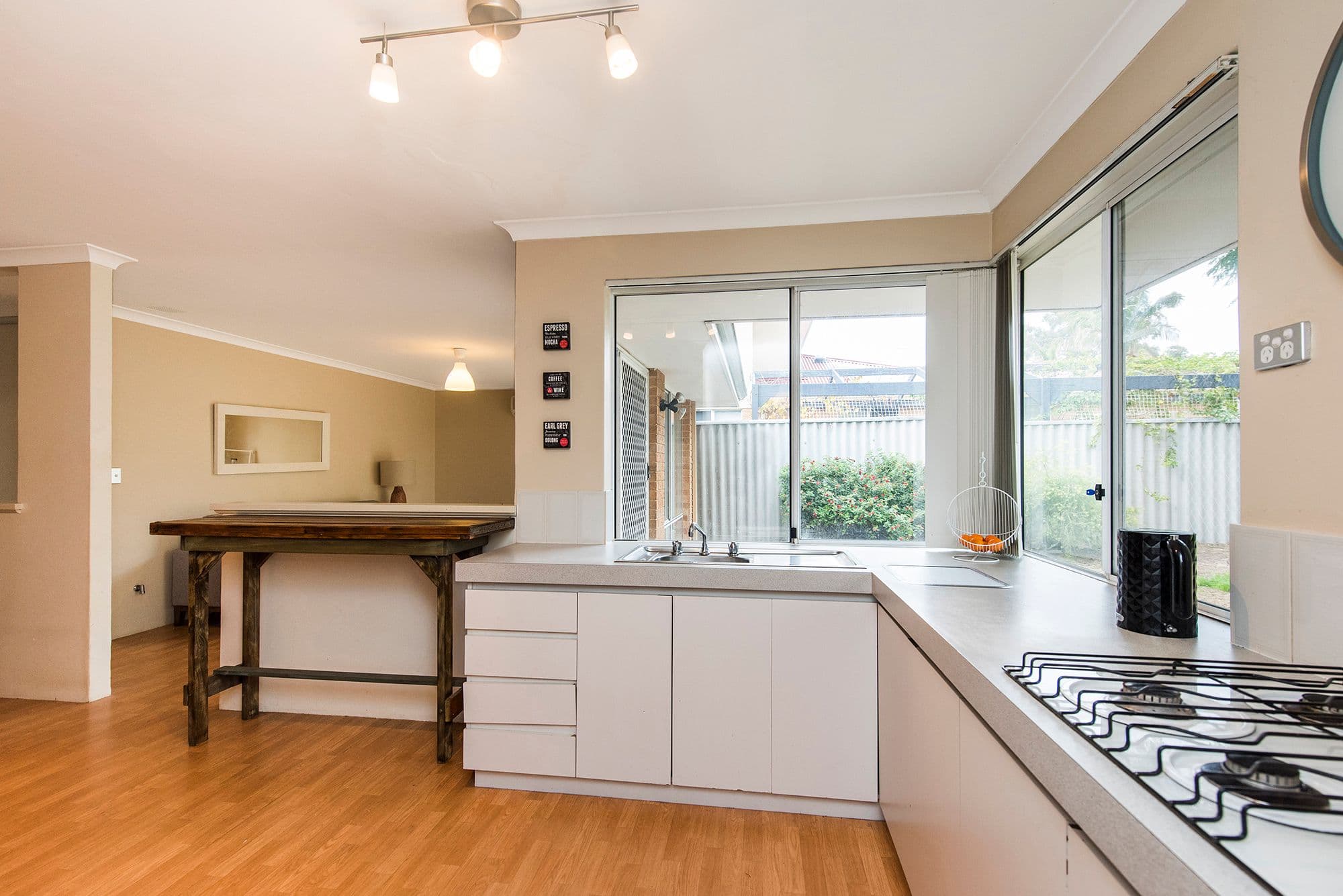 61 Hope Avenue, Salter Point WA 6152, Salter Point - Thumbnail 8