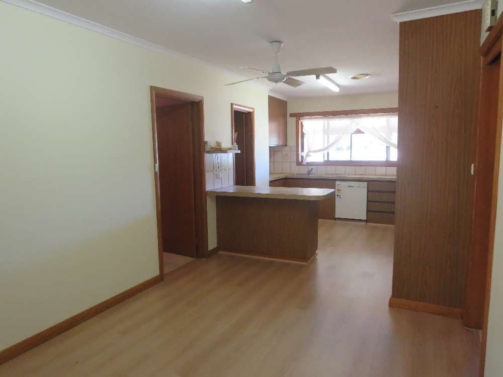 110 Balfour Street, Culcairn NSW 2660, Culcairn - Thumbnail 2