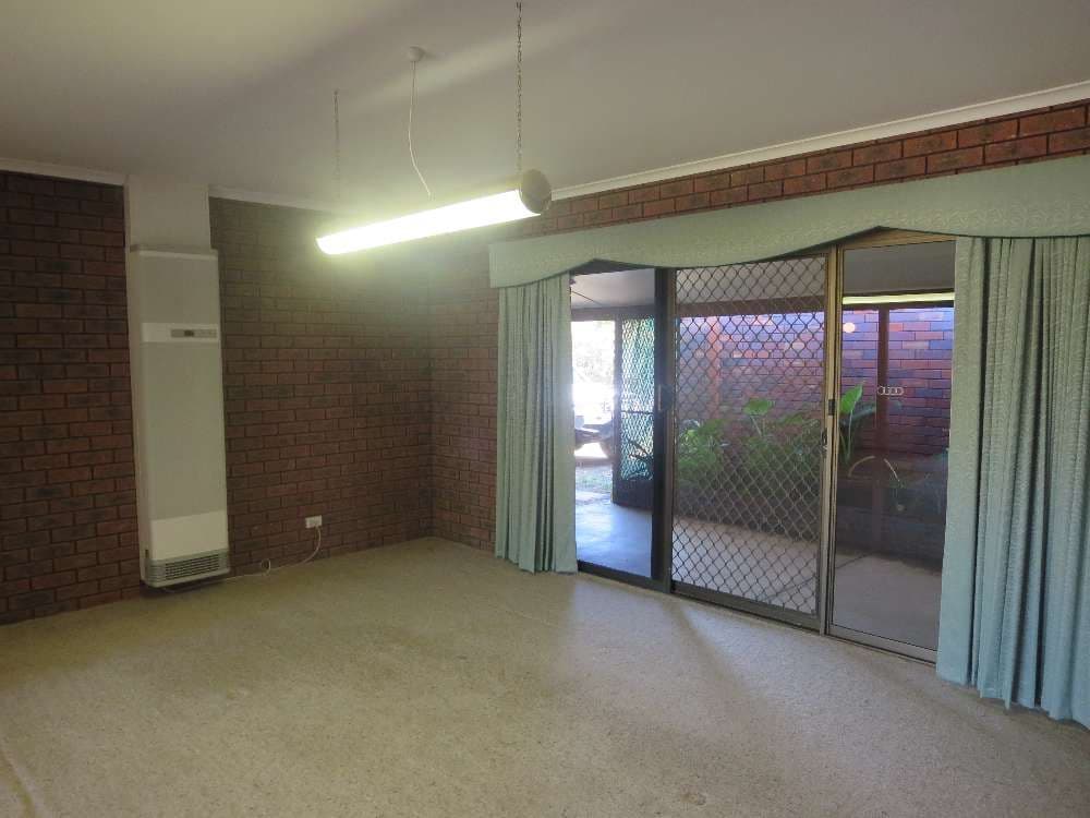 110 Balfour Street, Culcairn NSW 2660, Culcairn - Thumbnail 3