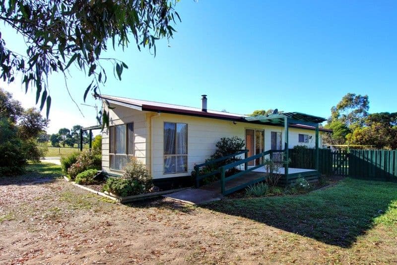 82 Gerrand Drive, LONGFORD VIC 3851, Longford - Image 1