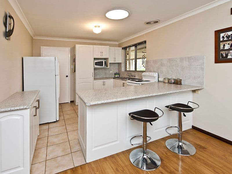 36 Ailsworth Court, THORNLIE WA 6108, Thornlie - Thumbnail 3