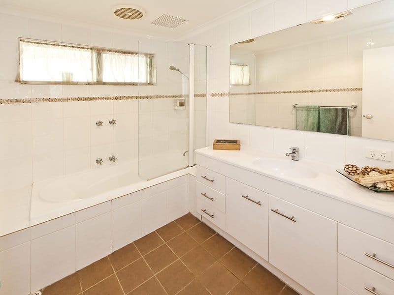 36 Ailsworth Court, THORNLIE WA 6108, Thornlie - Thumbnail 5