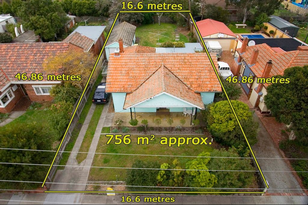 14 Eleebana Avenue, HUGHESDALE VIC 3166, Hughesdale - Thumbnail 2