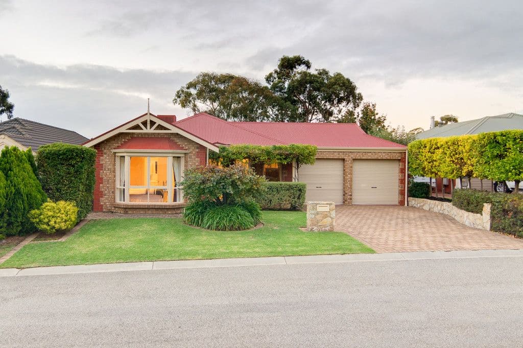 8 Honeyeater Crescent, Flagstaff Hill SA 5159, Flagstaff Hill - Image 1
