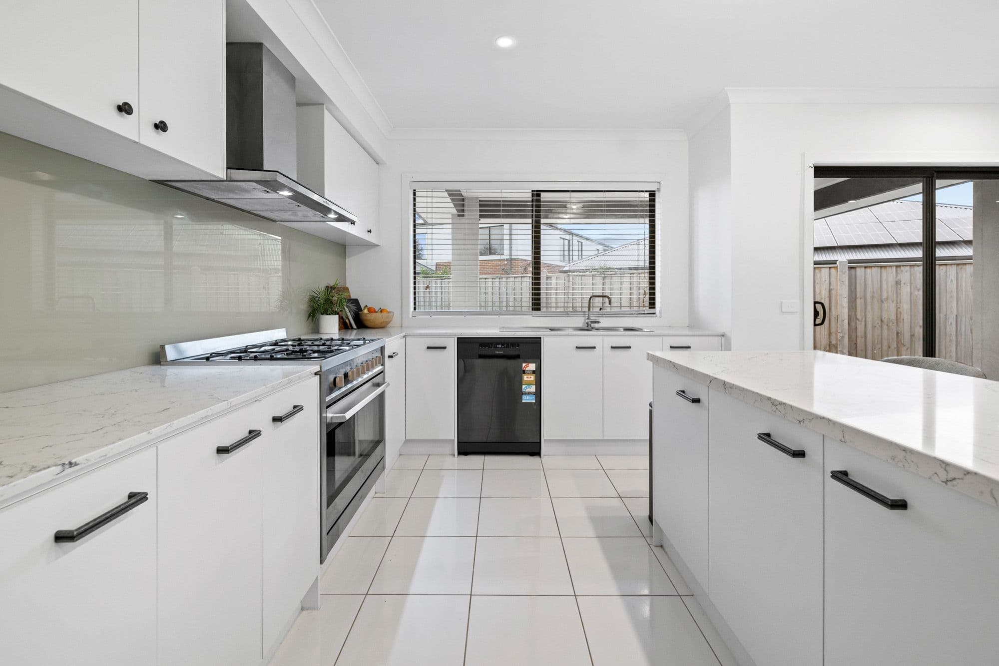 50 Perry Road, Werribee VIC 3030, Werribee - Thumbnail 4