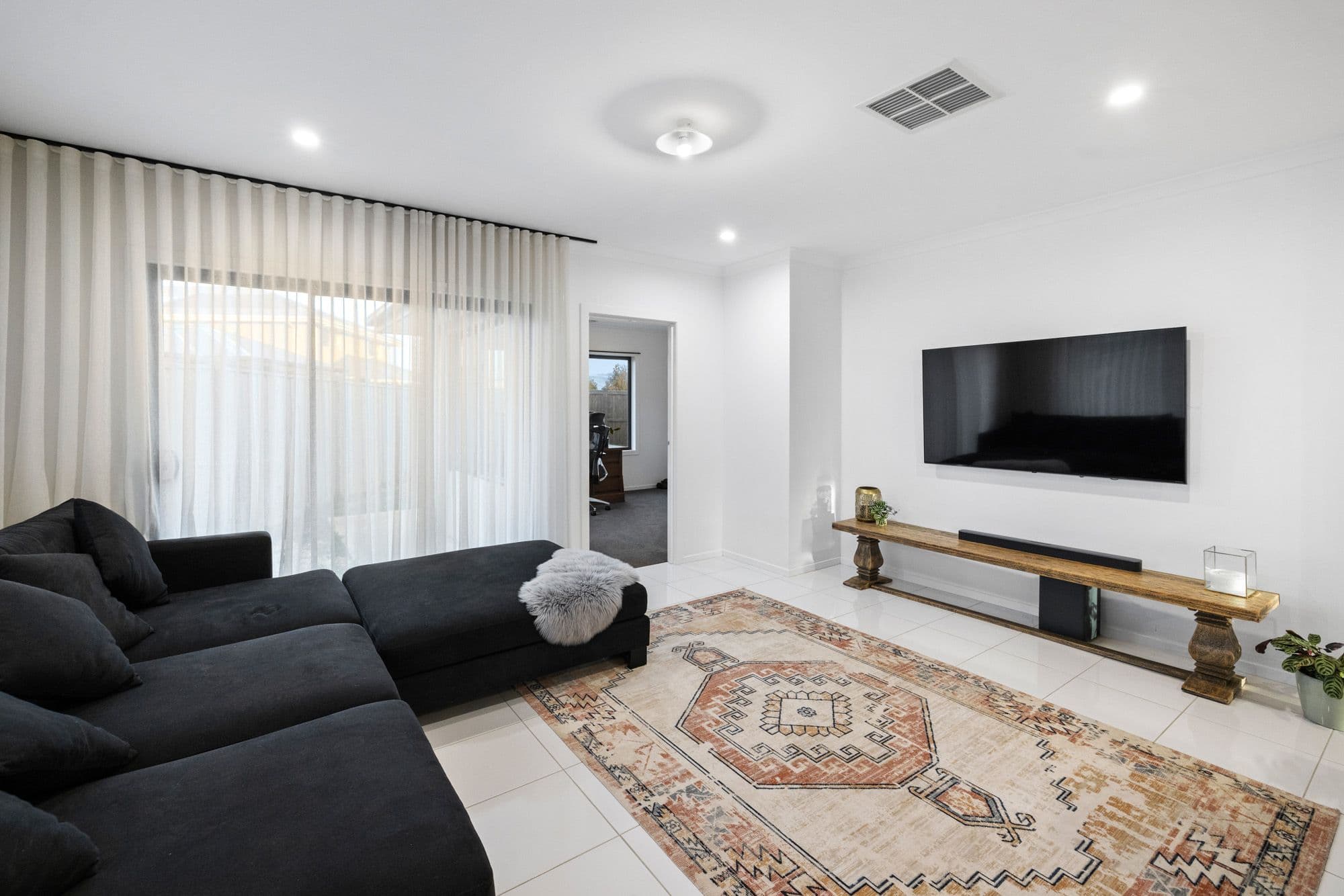 50 Perry Road, Werribee VIC 3030, Werribee - Thumbnail 7