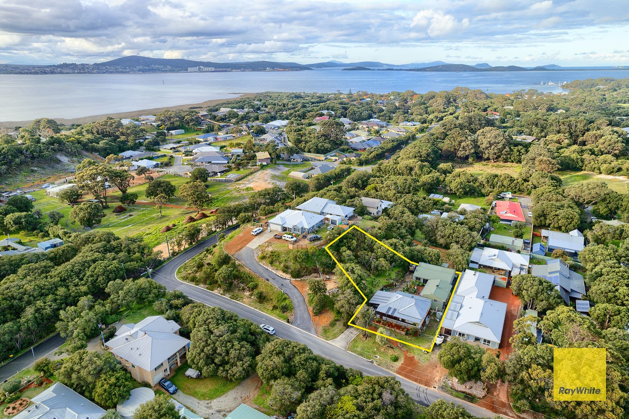 24 Goss Street, Little Grove WA 6330, Little Grove - Image 1