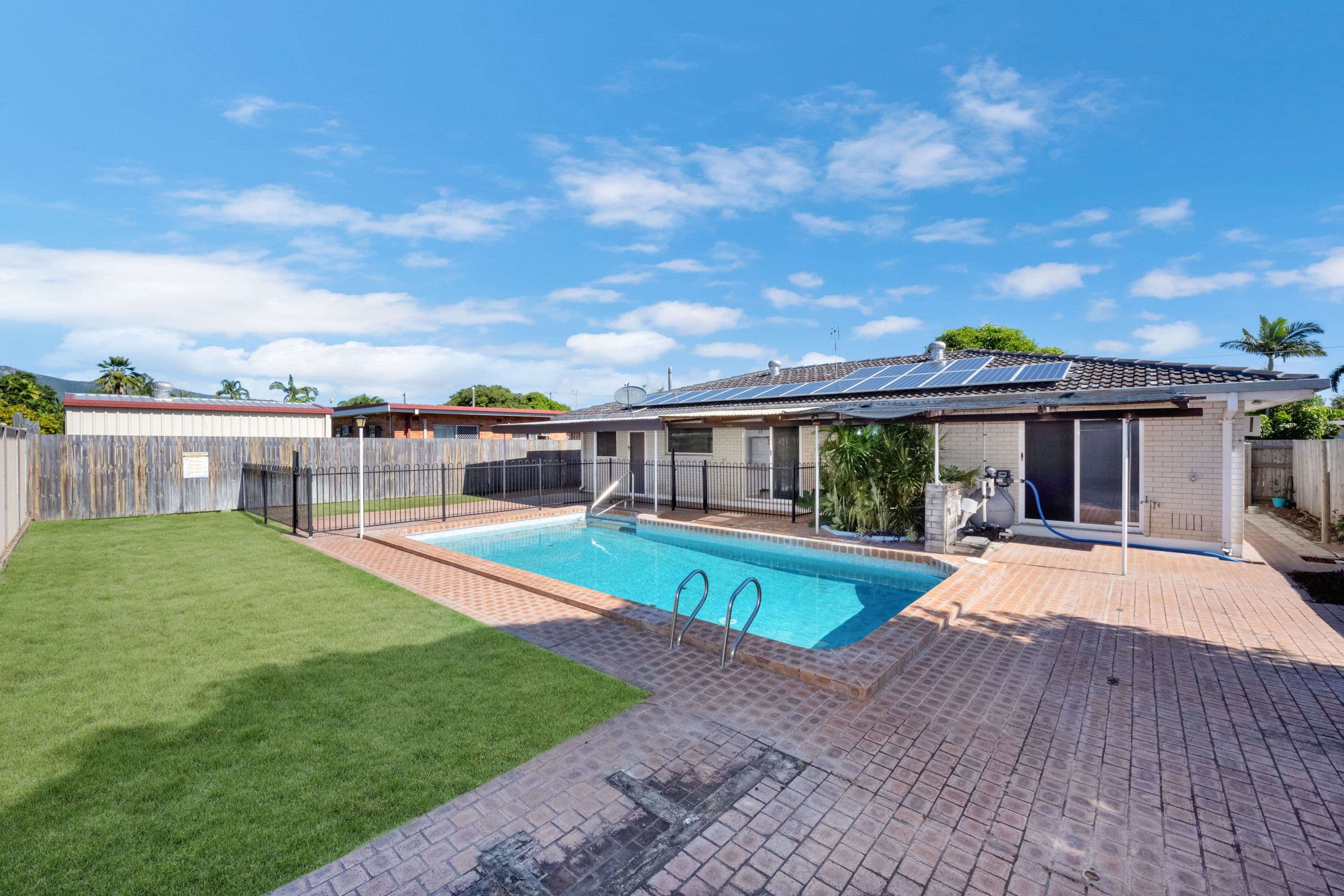 19 O'Callaghan Street, Heatley QLD 4814, Heatley - Thumbnail 2