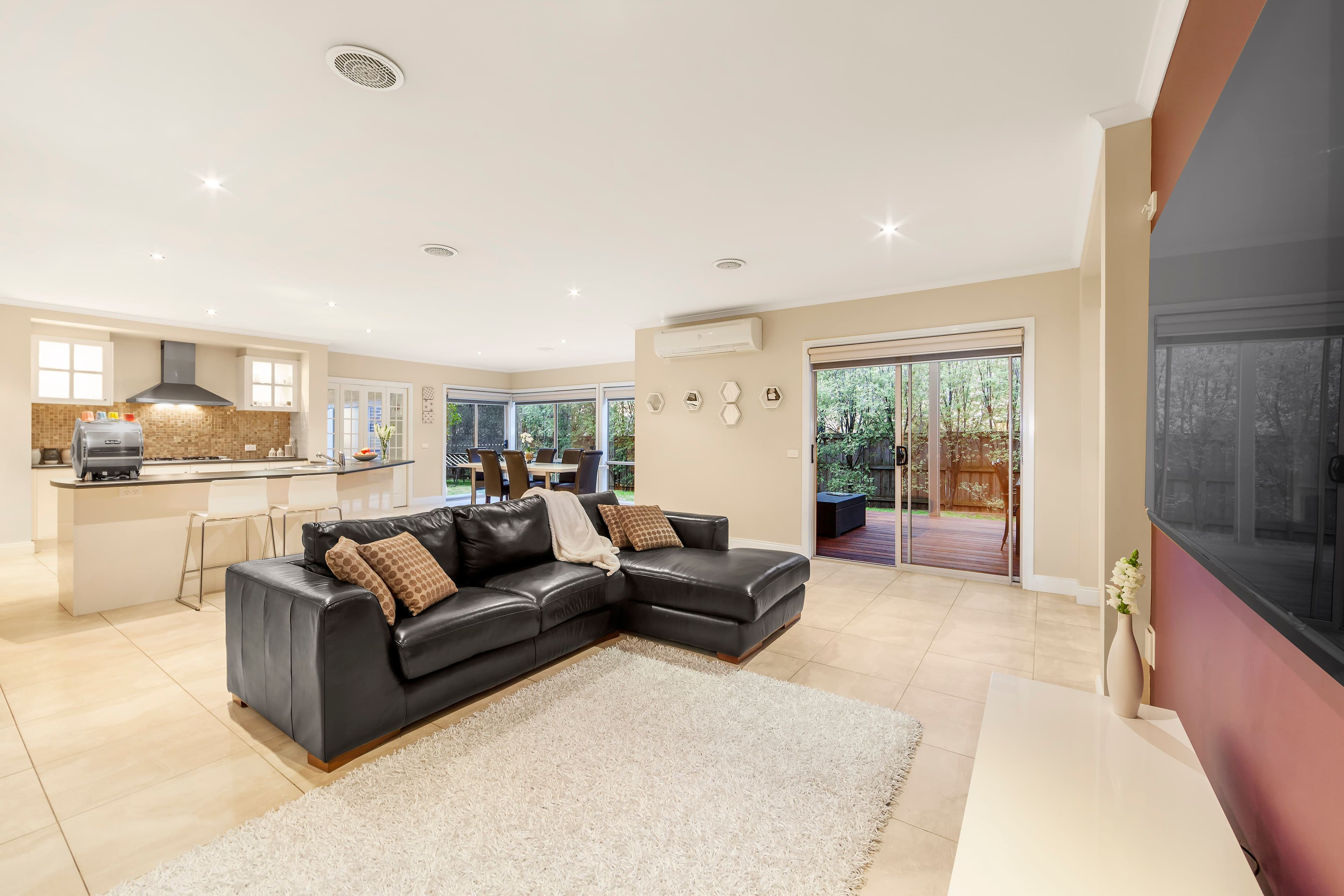 7 Hermitage Place, Rowville VIC 3178, Rowville - Thumbnail 2