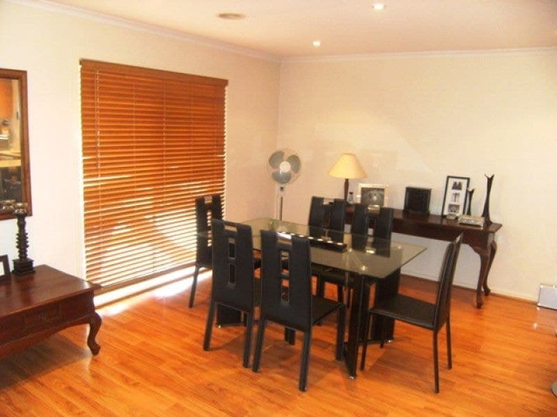 23 Macklin Way, Caroline Springs - Thumbnail 5