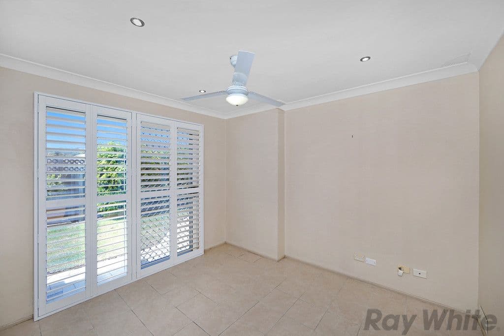 11 Van Stappen Road, Wadalba - Thumbnail 7