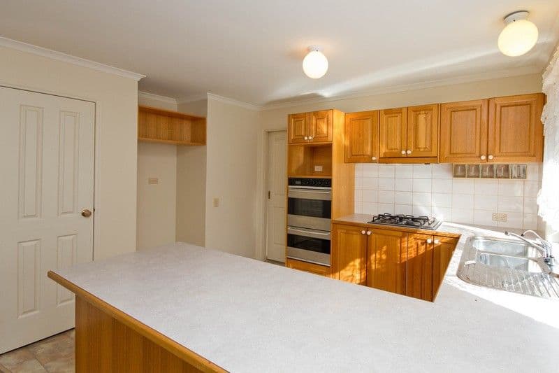 34 Parkway Circuit, PARAFIELD GARDENS SA 5107, Parafield Gardens - Thumbnail 2