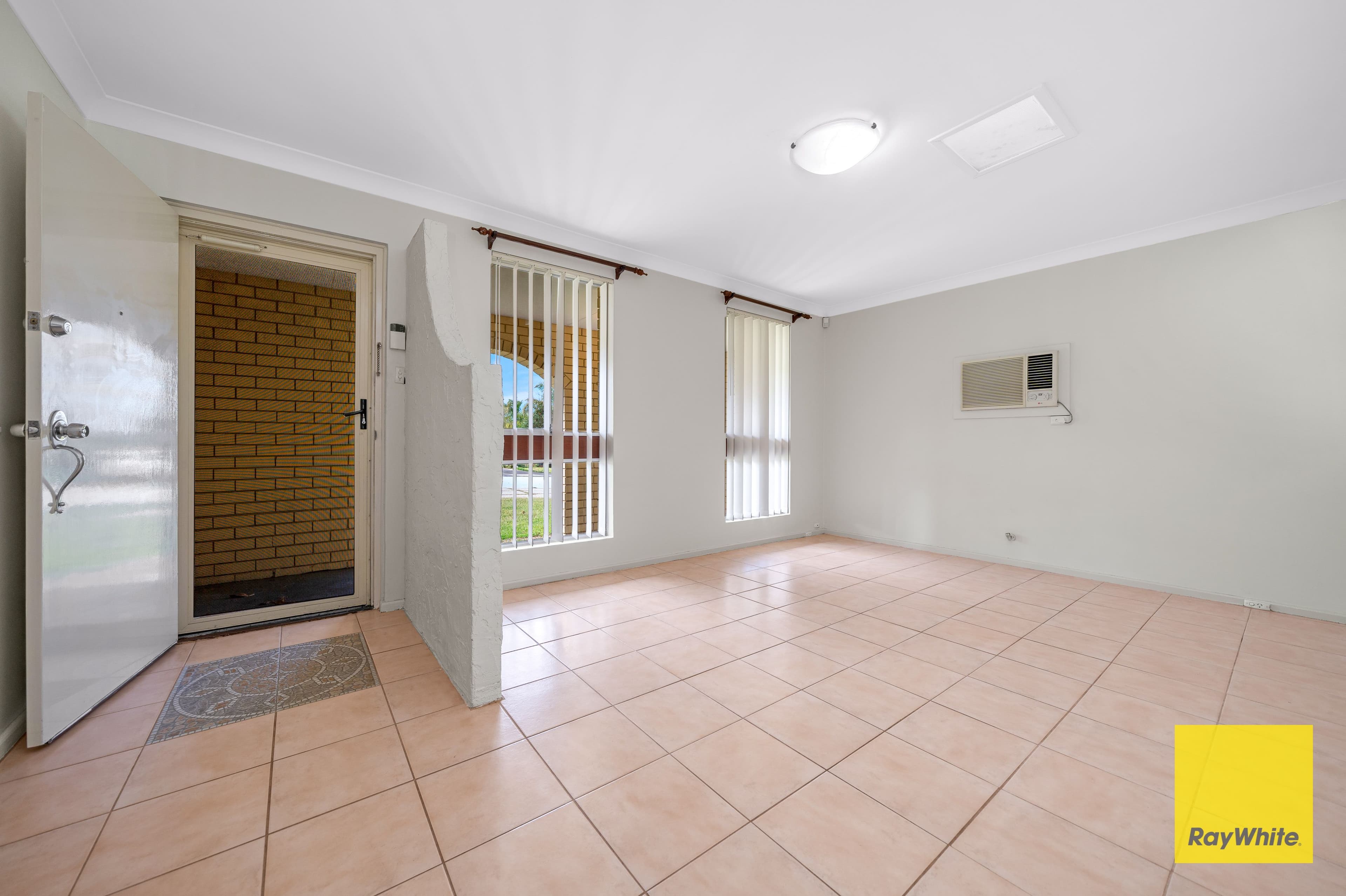 44 Hurlston Way, Koondoola WA 6064, Koondoola - Thumbnail 3