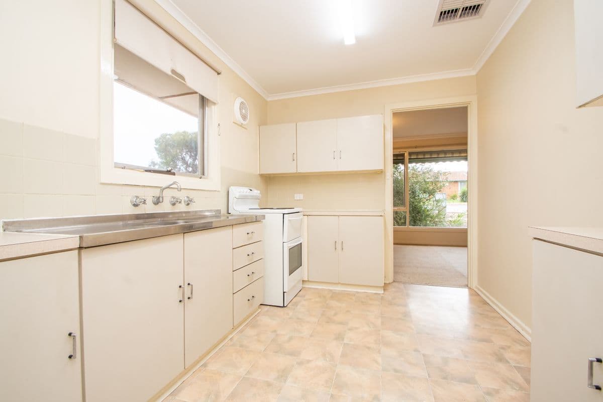 29 East Terrace, Streaky Bay SA 5680, Streaky Bay - Thumbnail 5
