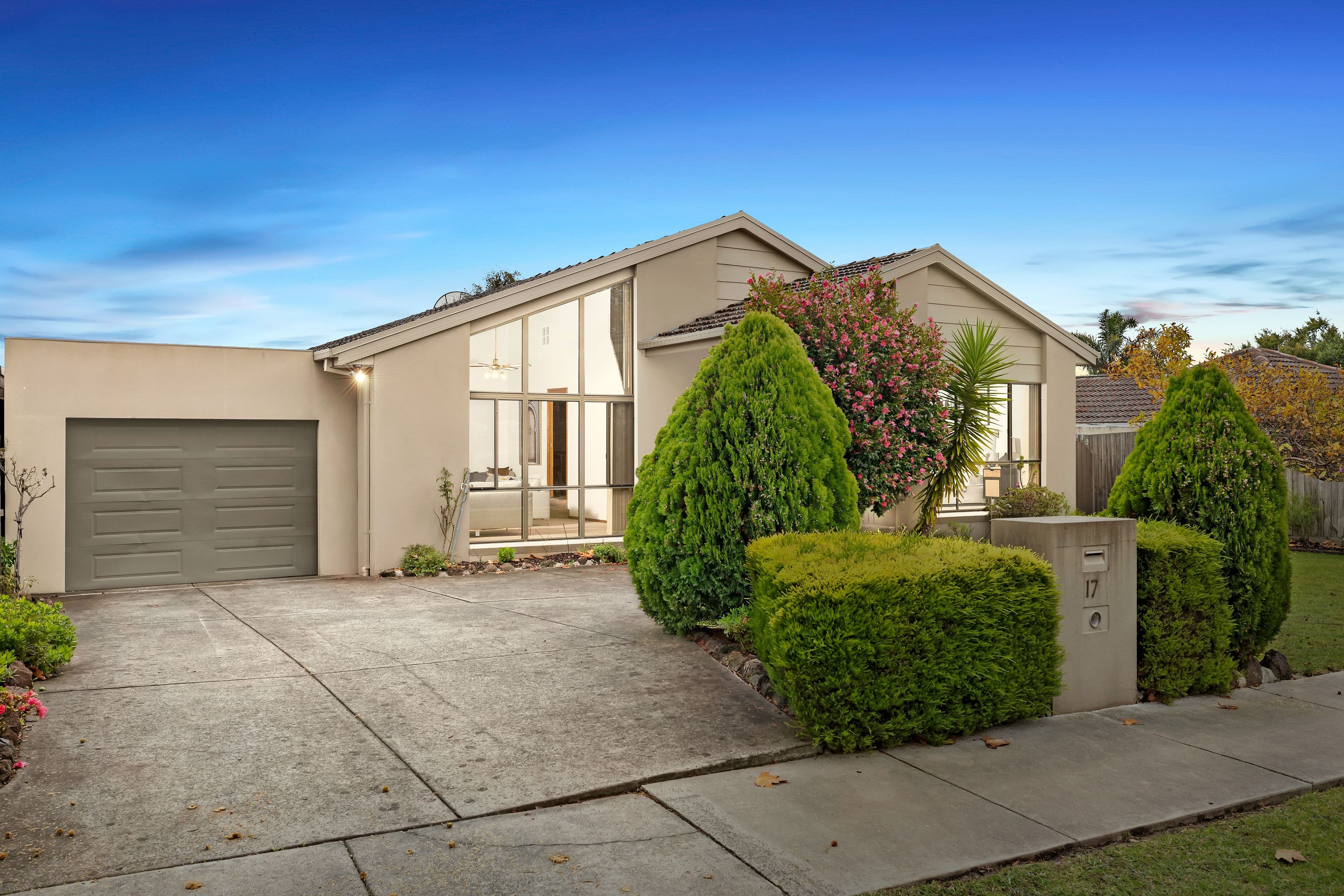 17 Erie Avenue, Rowville VIC 3178, Rowville - Image 1