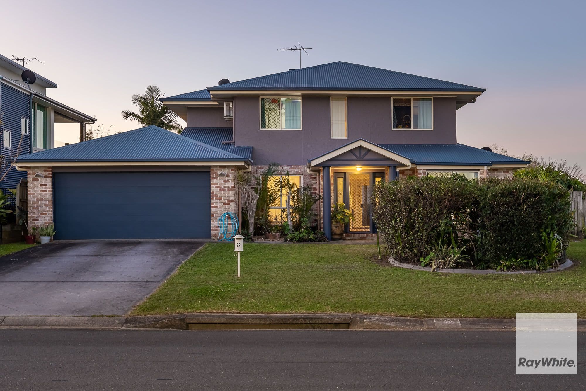 22 Torquay Road, Redland Bay QLD 4165, Redland Bay - Thumbnail 2