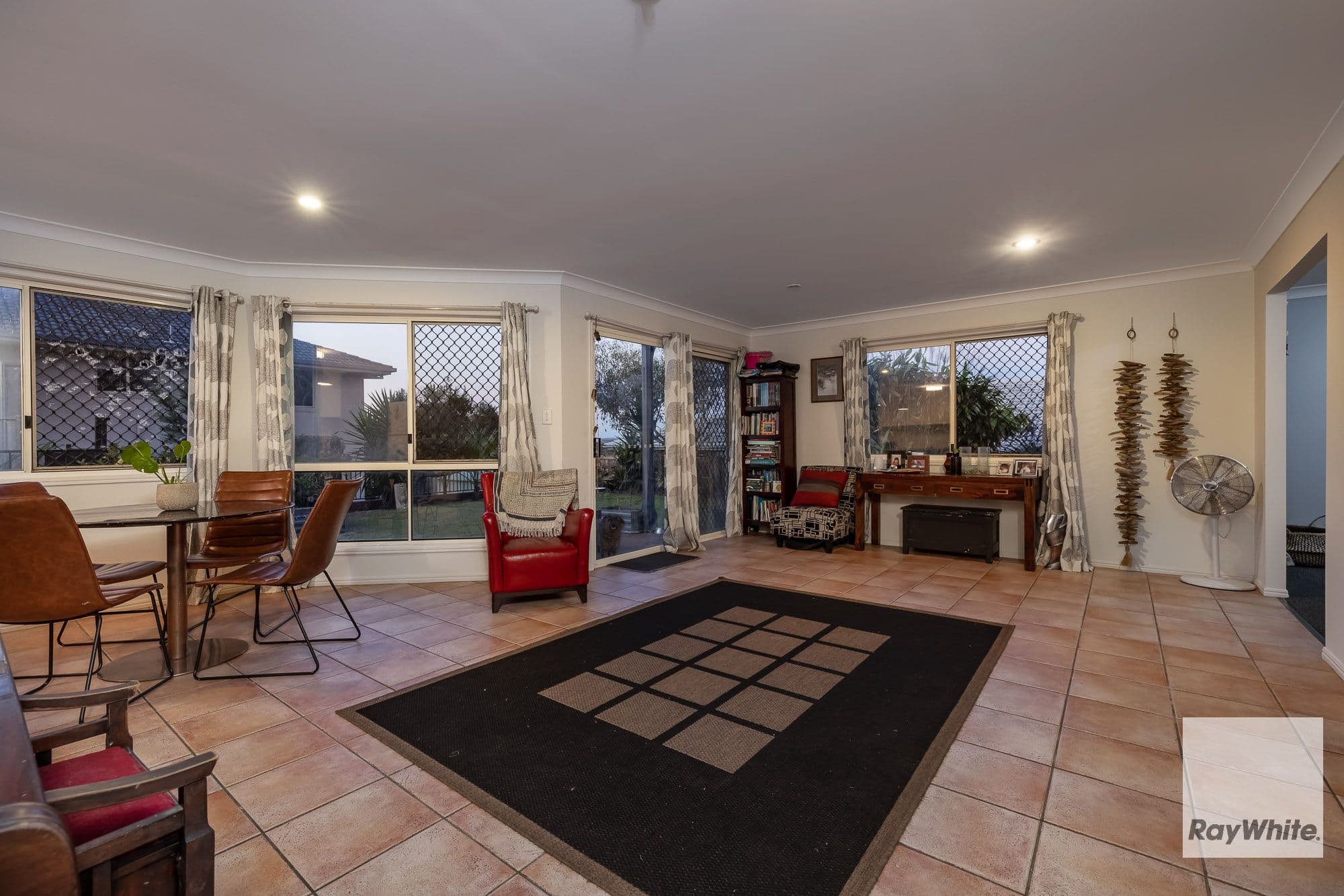 22 Torquay Road, Redland Bay QLD 4165, Redland Bay - Thumbnail 7