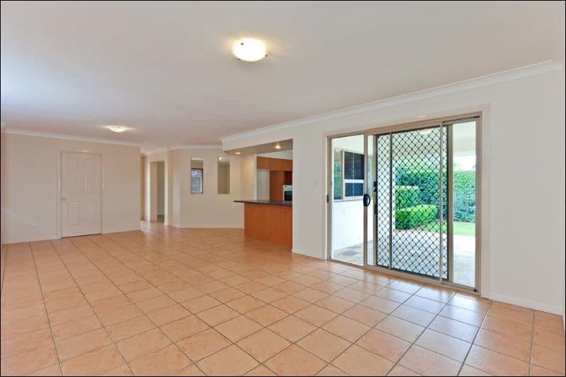 111 Colburn Avenue, VICTORIA POINT QLD 4165, Victoria Point - Thumbnail 5