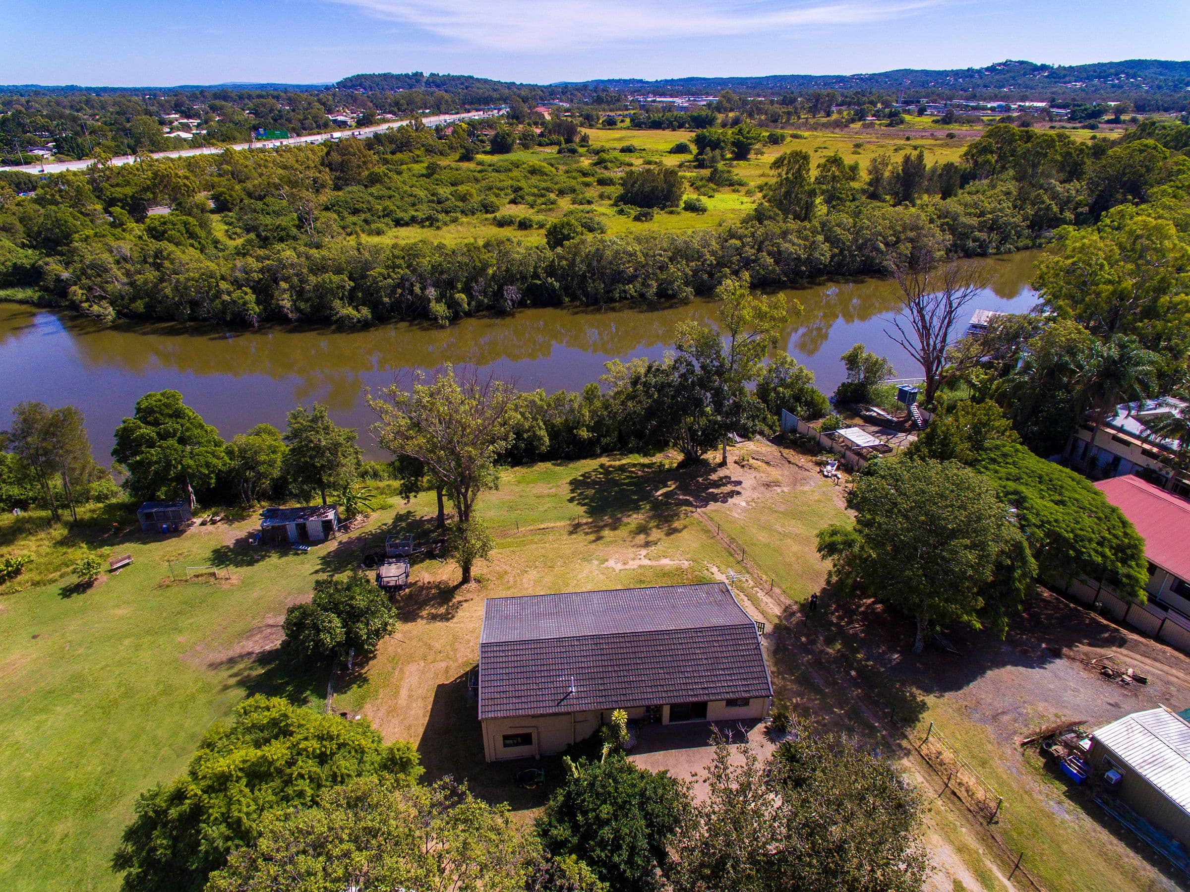 2 Curlew Crescent, Eagleby QLD 4207, Eagleby - Thumbnail 4