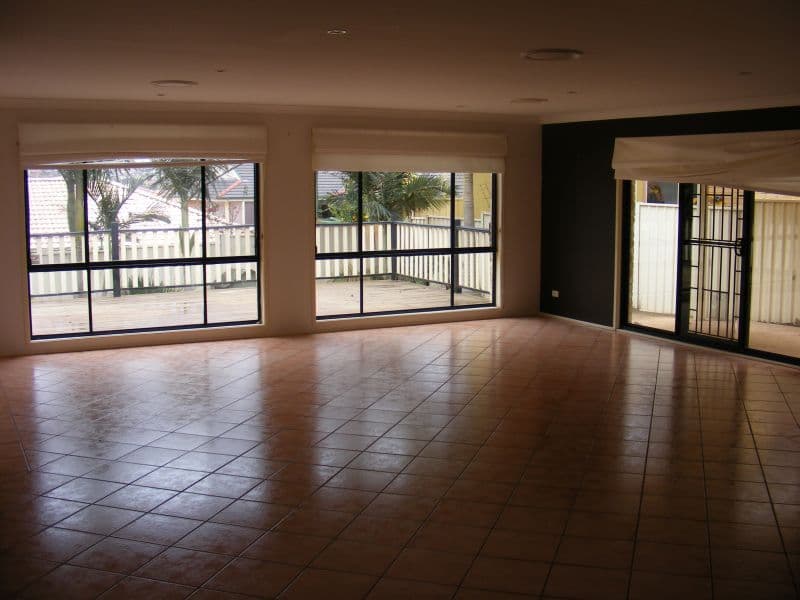 18  Wallis Close, FLINDERS NSW 2529, Flinders - Thumbnail 3