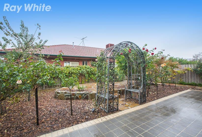 157 The Lakes Boulevard, South Morang VIC 3752, South Morang - Thumbnail 3