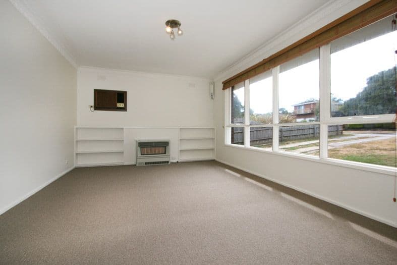 17 Wallace Way, MOOROOLBARK VIC 3138, Mooroolbark - Thumbnail 4
