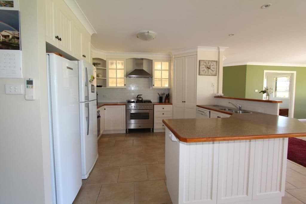 142 Cowper Street, Tenterfield NSW 2372, Tenterfield - Thumbnail 2