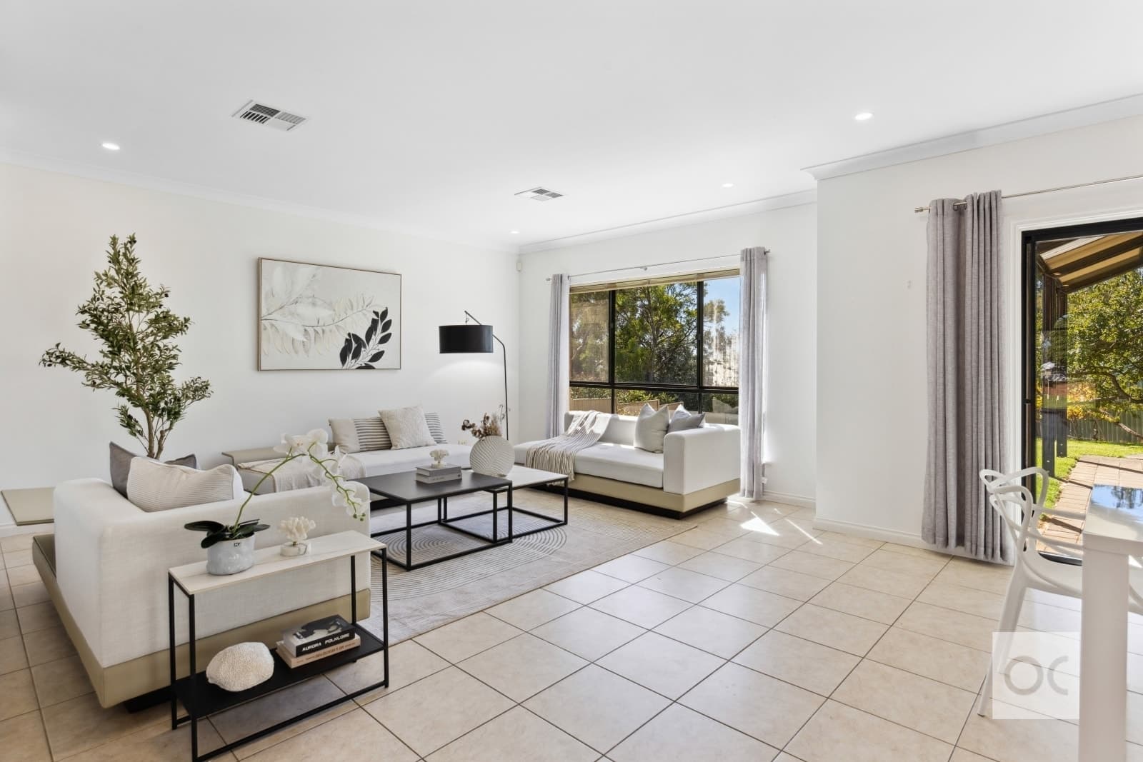 16 Kintyre Road, Woodforde - Thumbnail 5