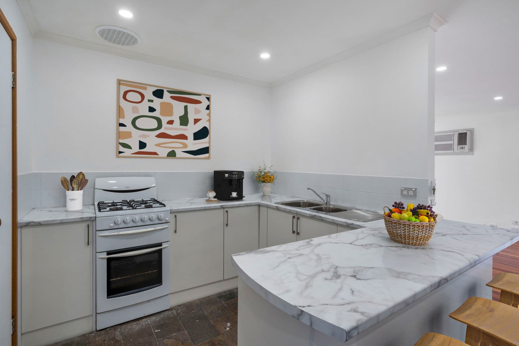 2 Banbury Crescent, Craigieburn VIC 3064, Craigieburn - Thumbnail 6