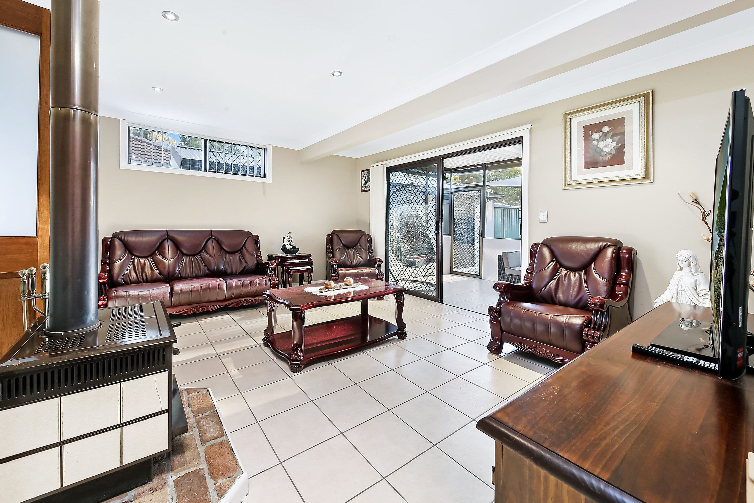 33 Adeline Street, Bass Hill - Thumbnail 2