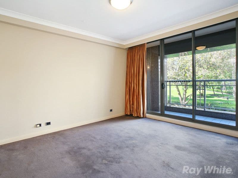 Sydney NSW 2000, Sydney - Thumbnail 4