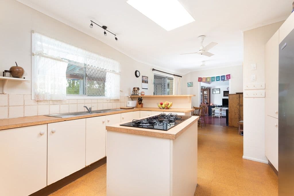 54 Eagle Drive, Eagleby QLD 4207, Eagleby - Thumbnail 5