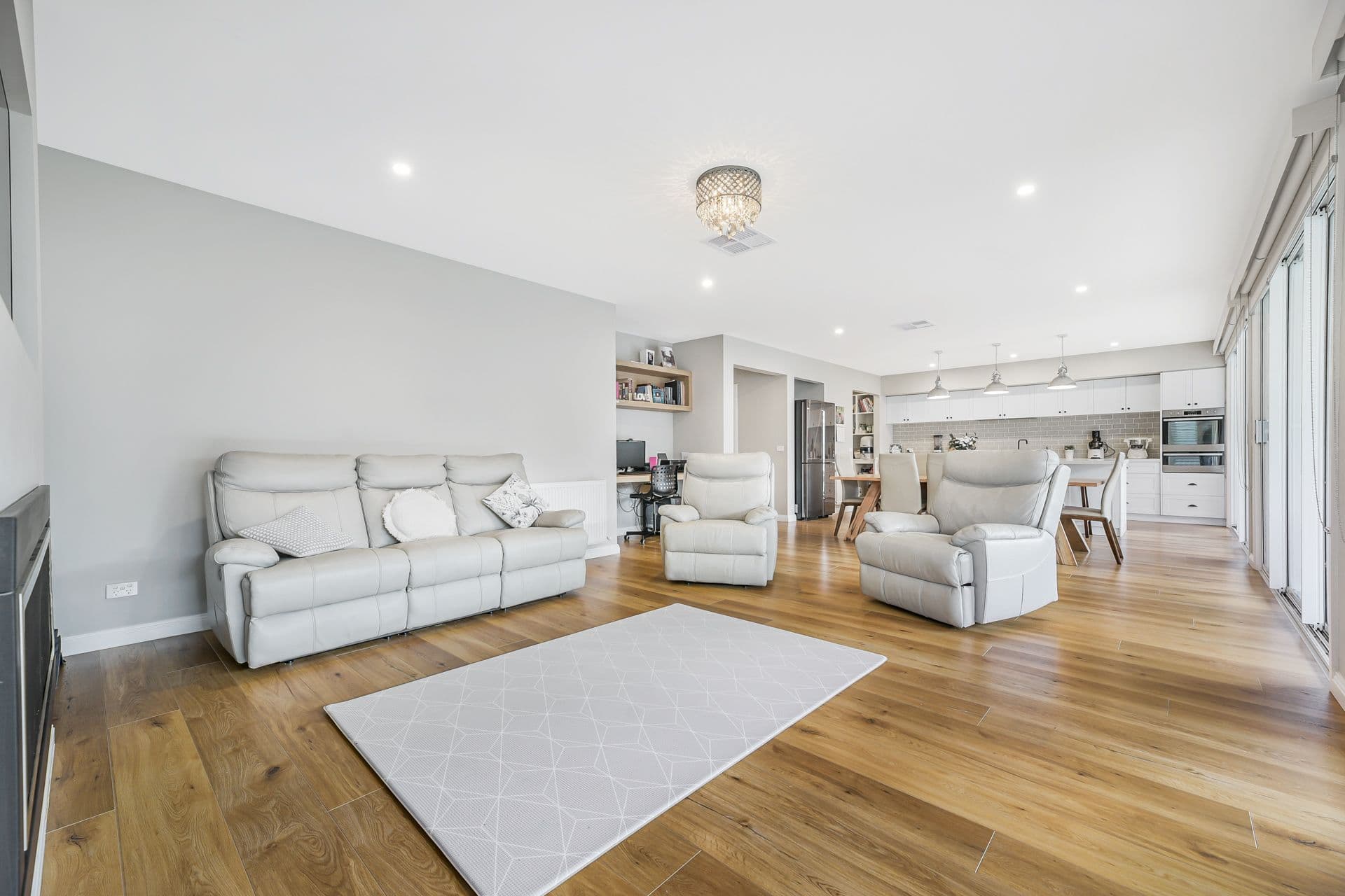 30 Sikes Road, Clyde North VIC 3978, Clyde North - Thumbnail 5