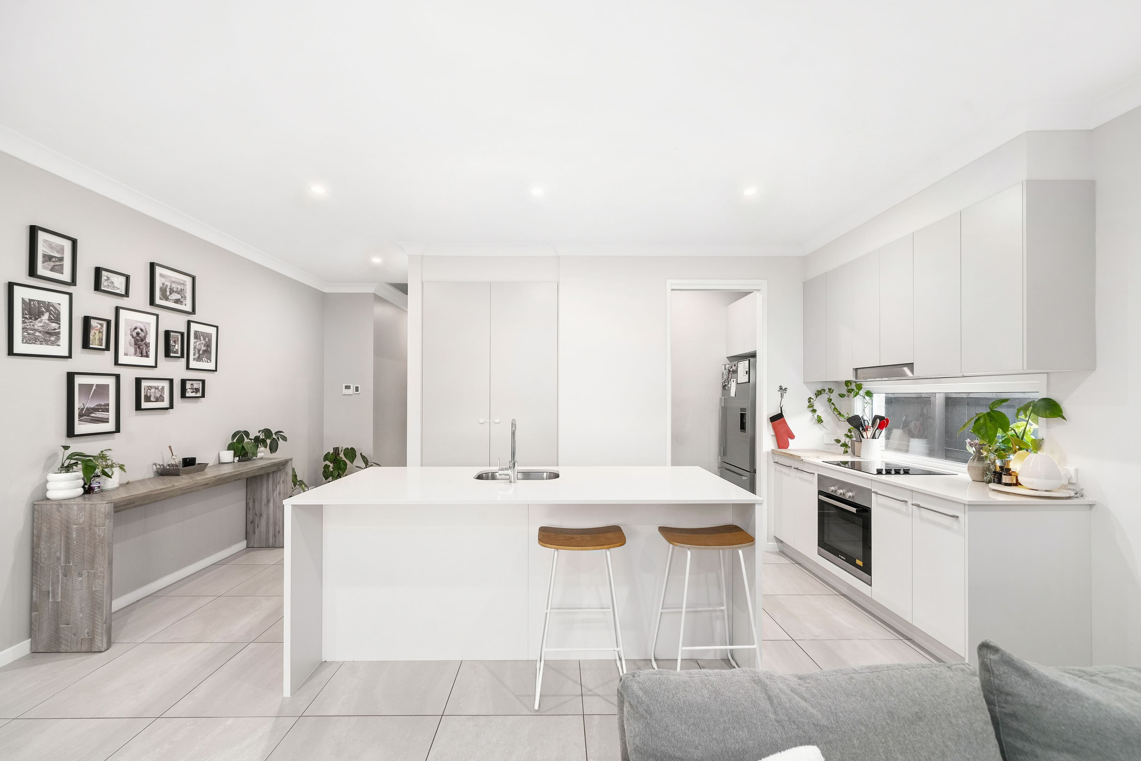 10 Apollo Street, Newport QLD 4020, Newport - Thumbnail 3