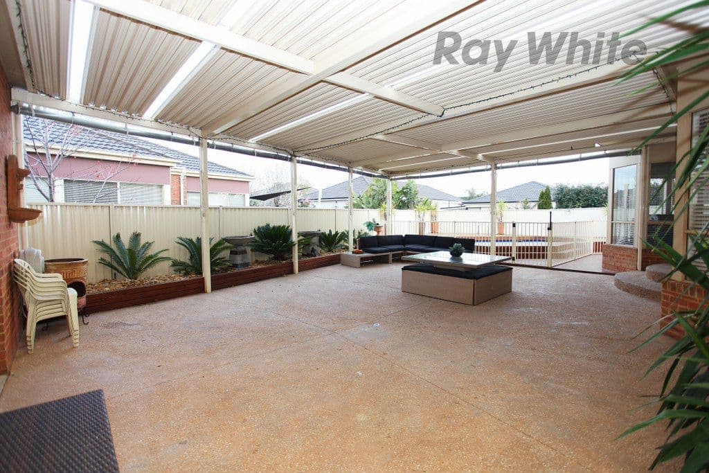 4 Royan Mews, POINT COOK VIC 3030, Point Cook - Thumbnail 3