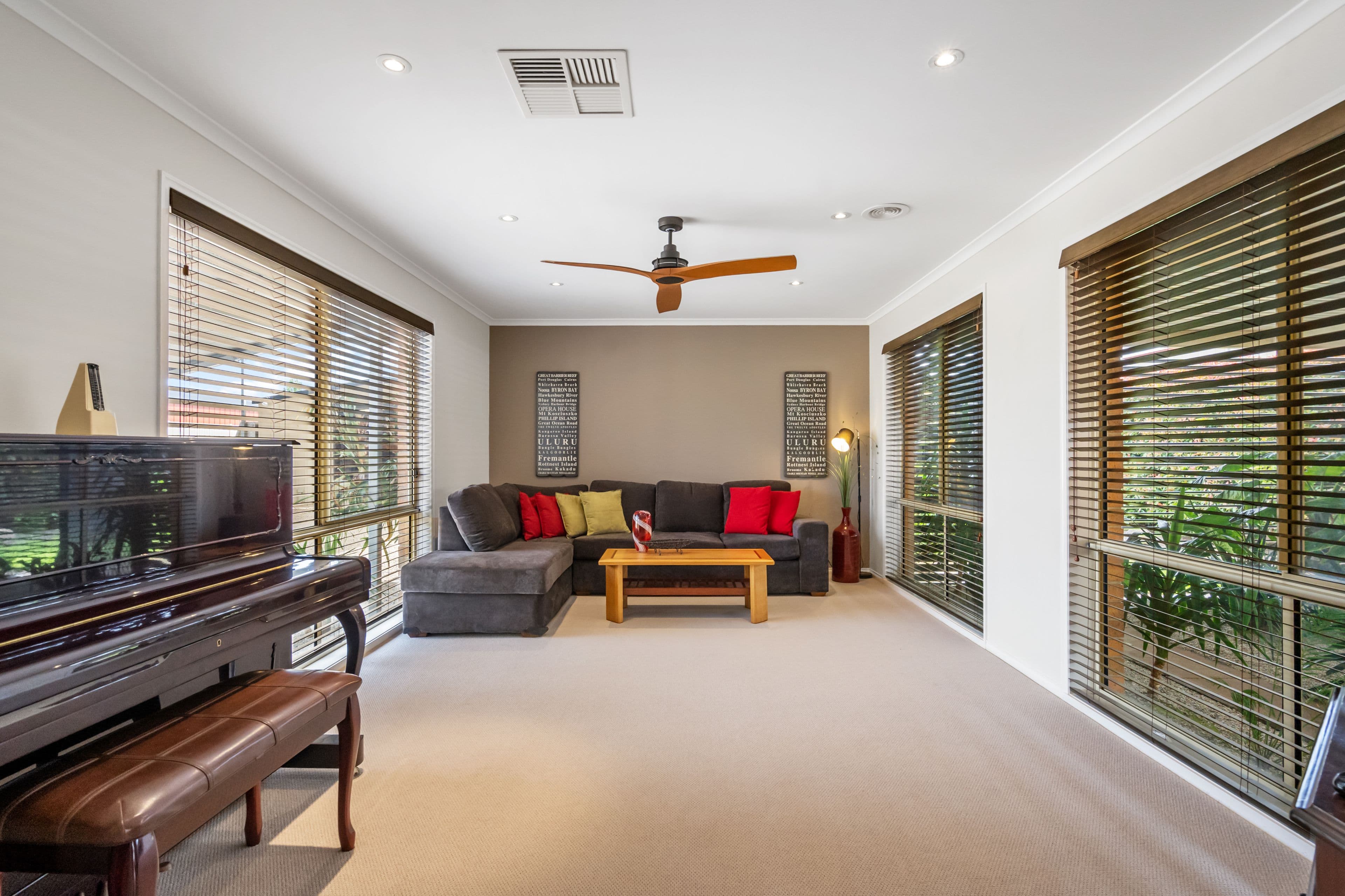 6 Baystone Place, Kurunjang VIC 3337, Kurunjang - Thumbnail 6