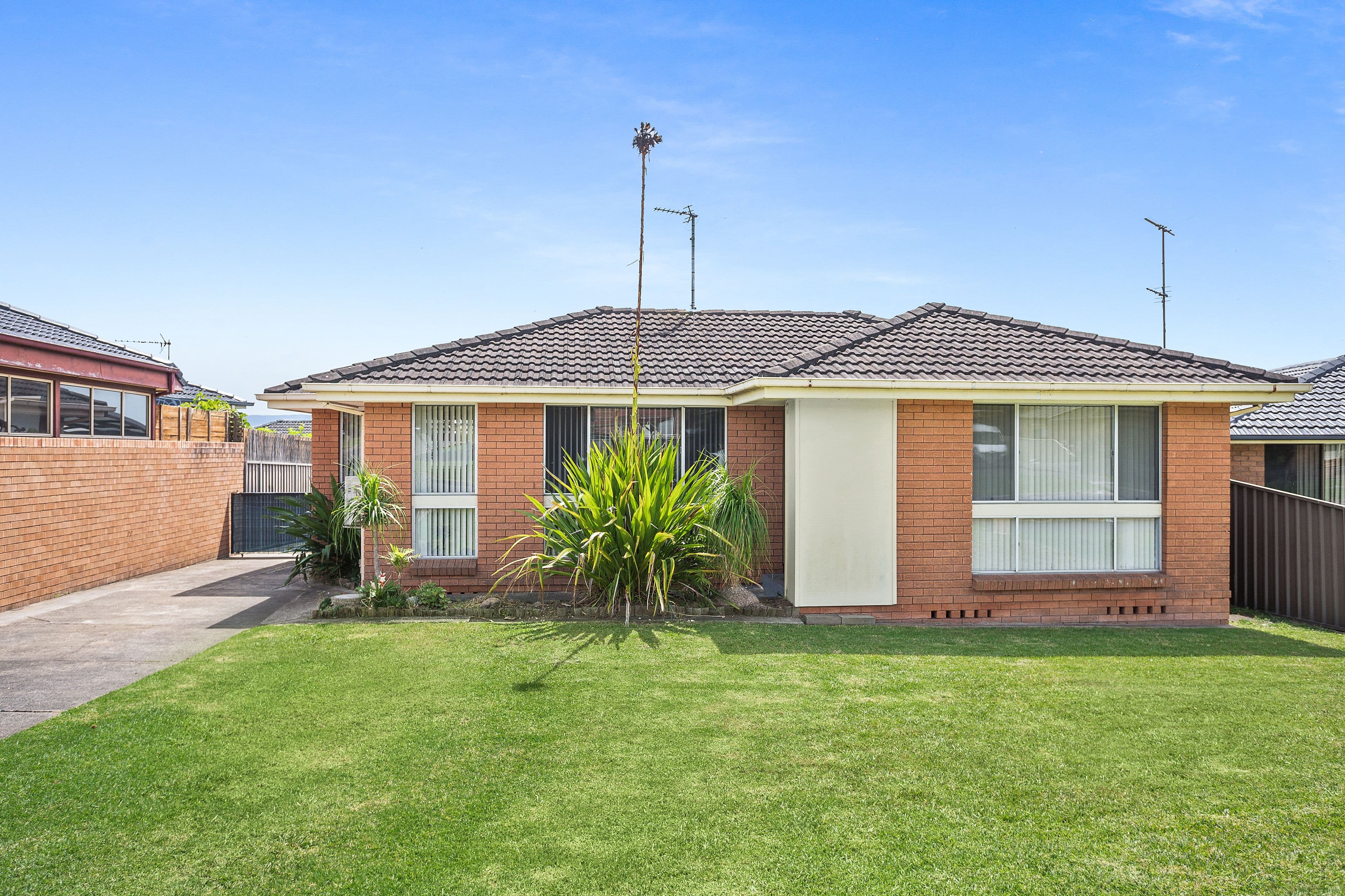 28 Oak Street, Albion Park Rail NSW 2527, Albion Park Rail - Image 1