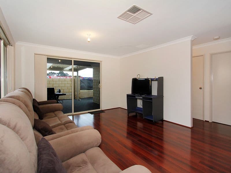 24 Panozza Circle, MADDINGTON WA 6109, Maddington - Thumbnail 7