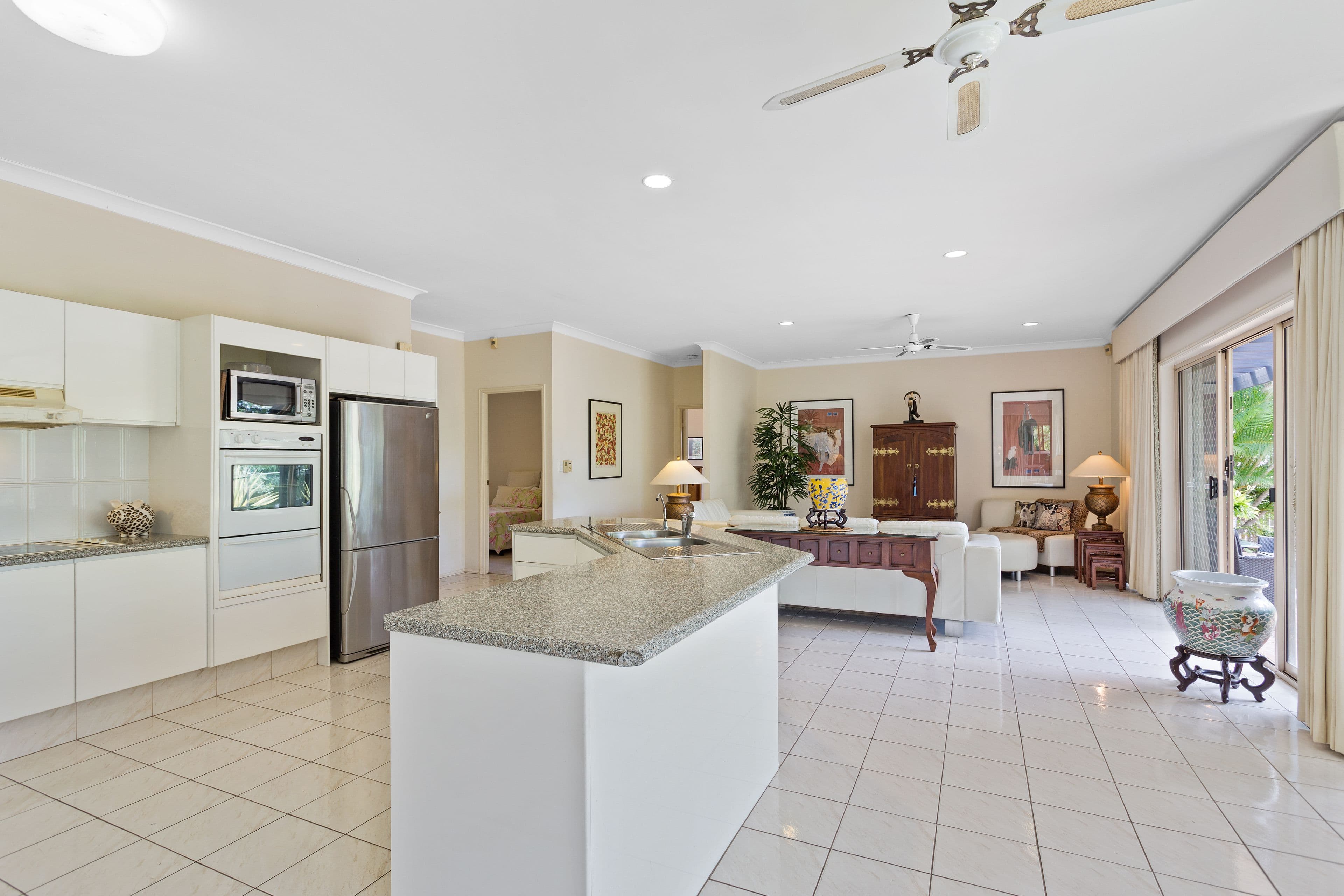 8 Collingwood Avenue, Robina QLD 4226, Robina - Thumbnail 6