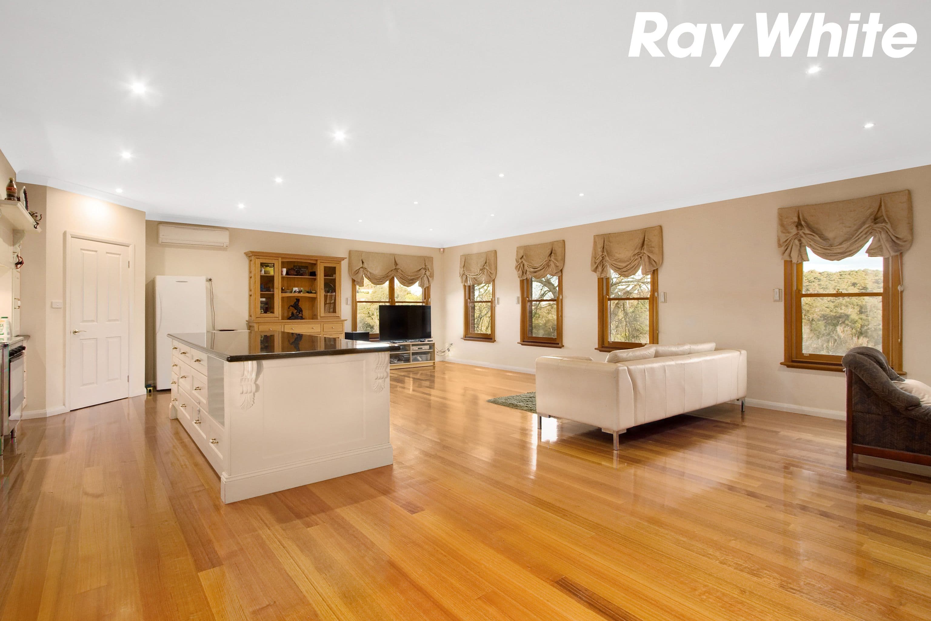 850 Gembrook Road, Pakenham Upper VIC 3810, Pakenham Upper - Thumbnail 3