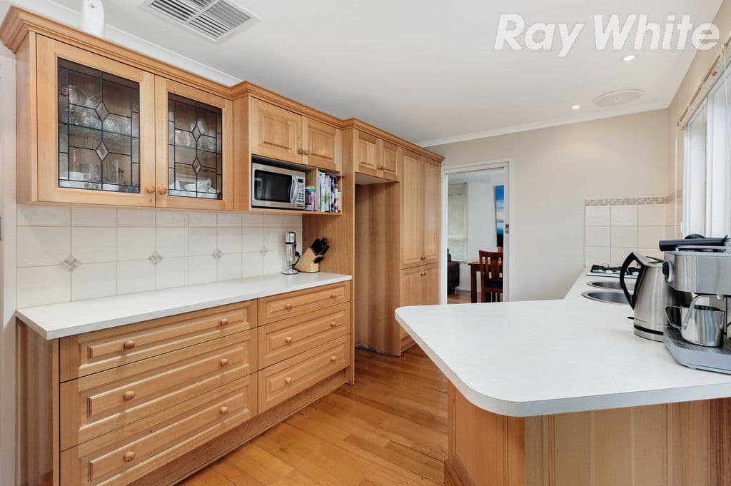 10 Cherrywood Court, Bundoora VIC 3083, Bundoora - Thumbnail 3