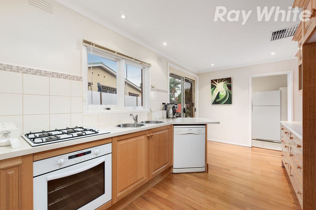 10 Cherrywood Court, Bundoora VIC 3083, Bundoora - Thumbnail 4