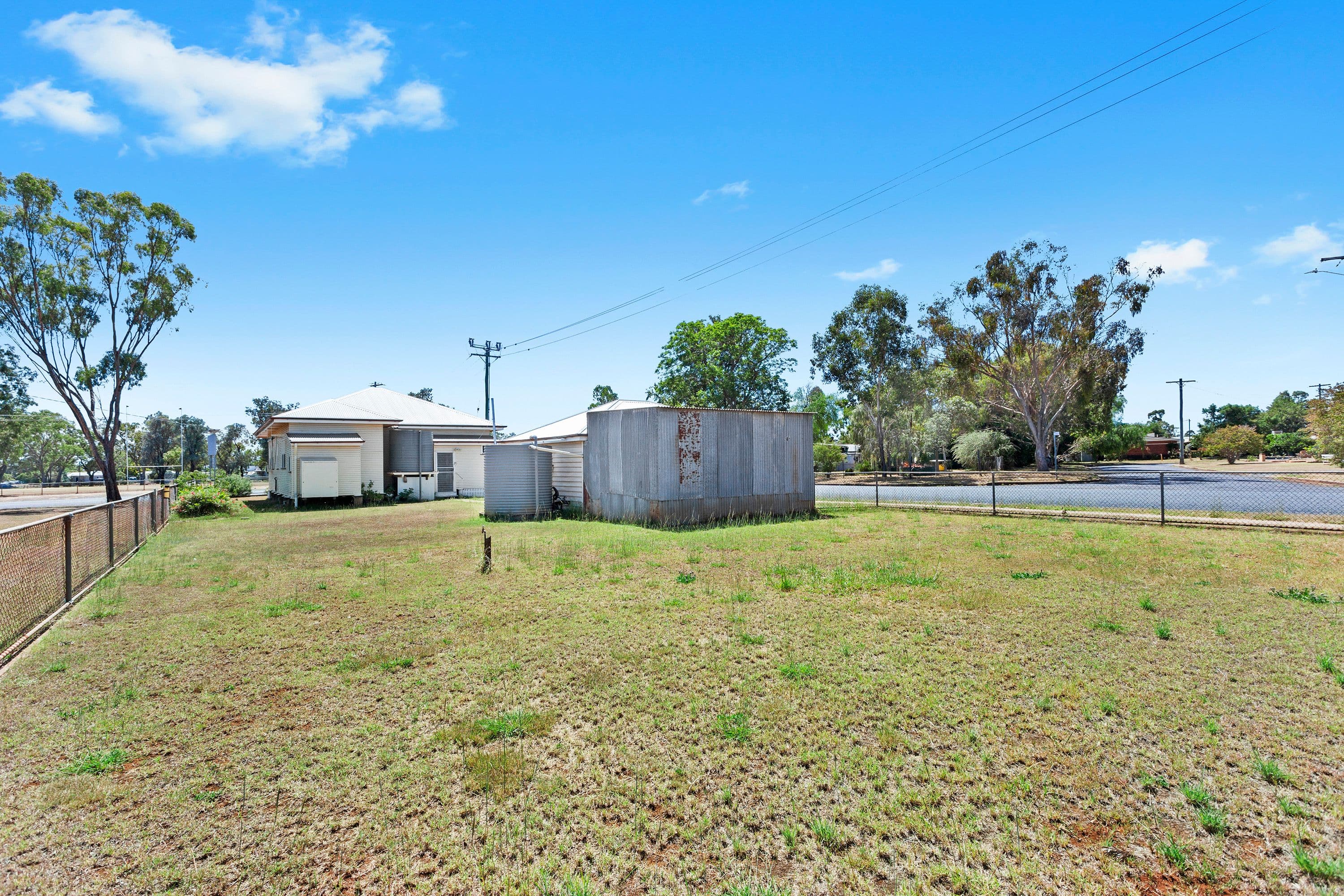 (Sold) 51 Lorrimer Street, Oakey QLD 4401, Oakey - Thumbnail 4
