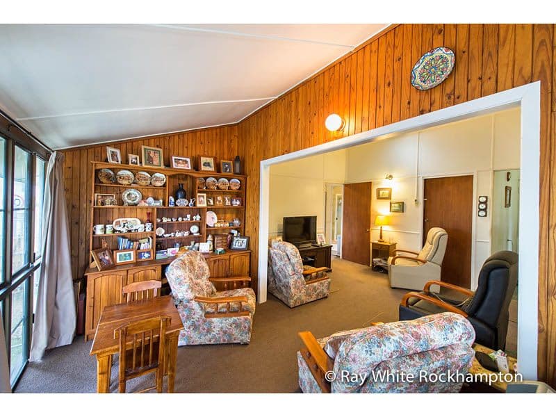 938 Yaamba Road, PARKHURST QLD 4702, Parkhurst - Thumbnail 6