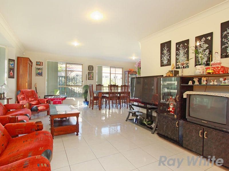 33 Johns Crescent, BOONDALL QLD 4034, Boondall - Thumbnail 5